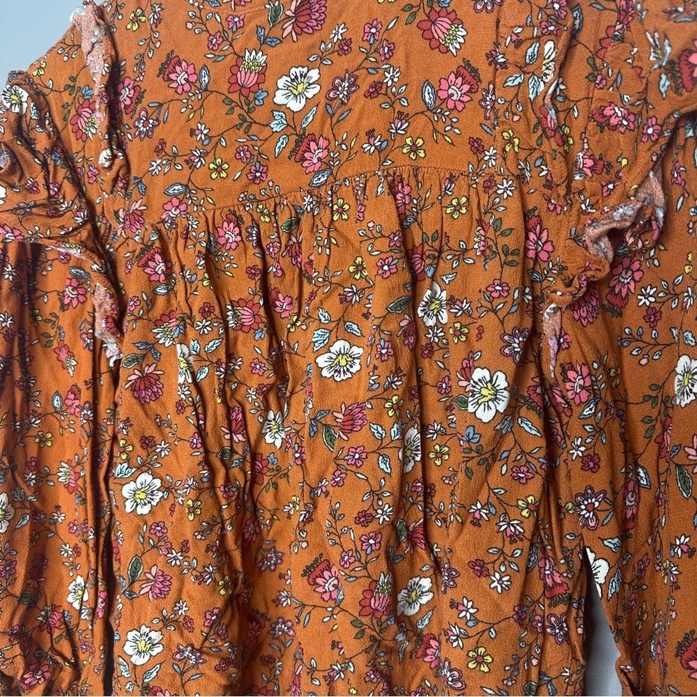 Forever 21 mock neck floral ruffle blouse - Picture 2 of 6